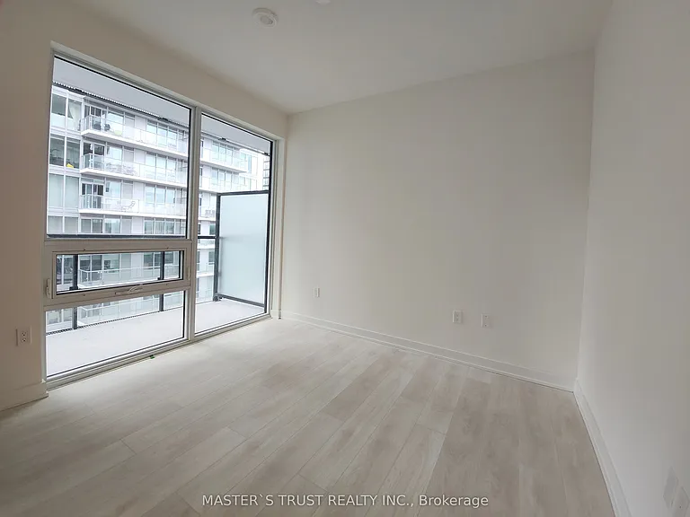 117 Broadway Ave #2702 — Photo 8