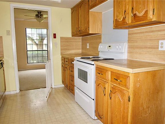 5th image of 1869 Juniper Ln