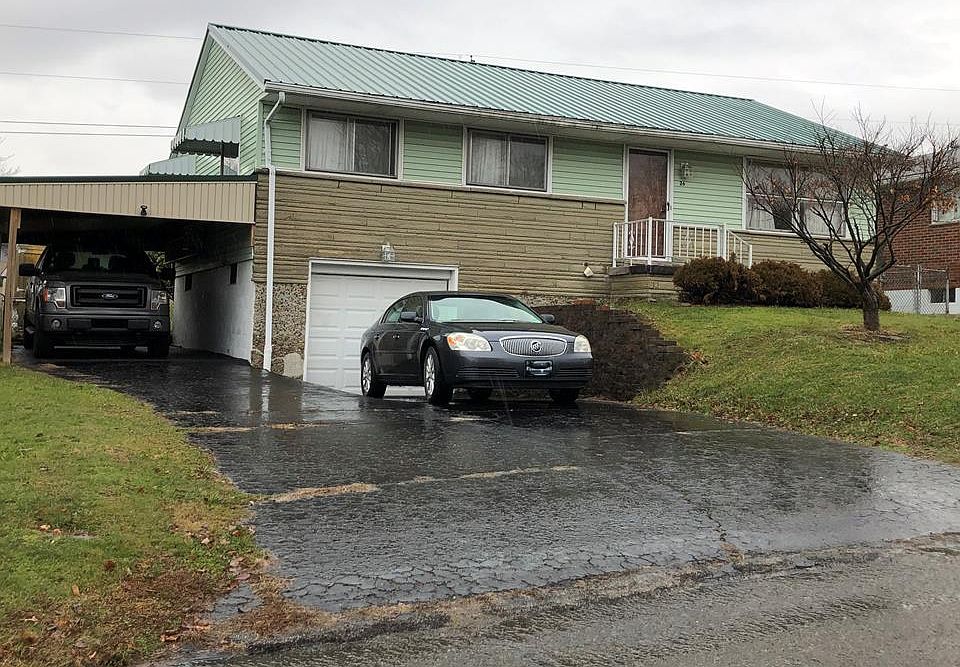 1st image of 26 Orchard Dr