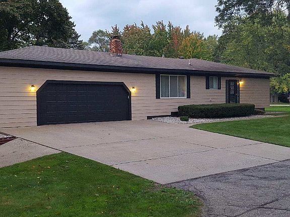 2nd image of 4839 Irwindale Dr