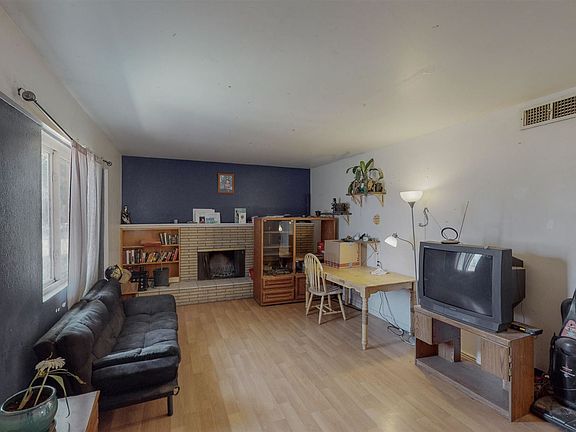 4th image of 4626 Allsups Cir