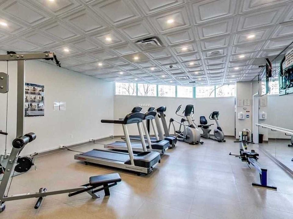 2nd image of 7805 Bayview Ave #1313