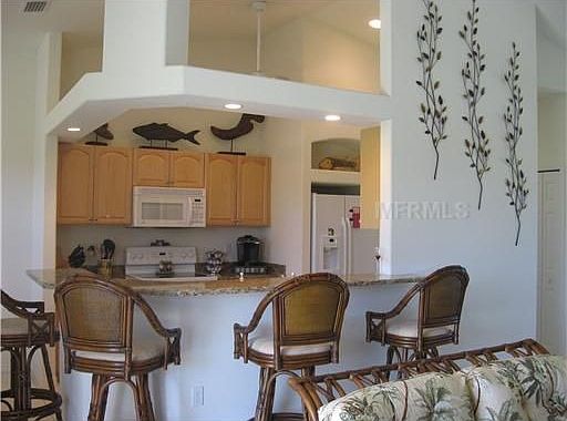 4th image of 10335 Waterford Ave