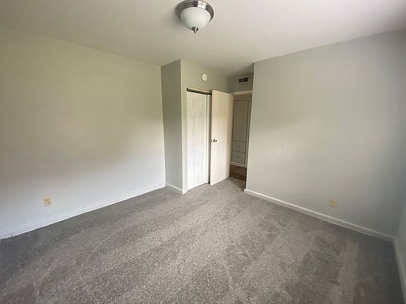 5th image of 1203 E 11th St #1025-2