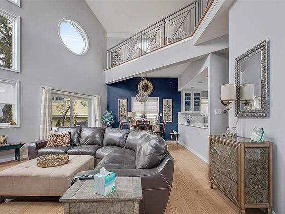 3rd image of 106 Whilldin Ave