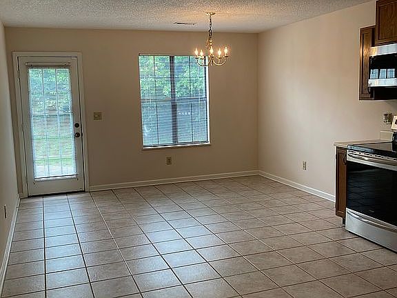 3rd image of 2323 Gorby Way