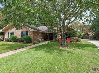 926 Shadybrook Dr, Baton Rouge, LA 70816