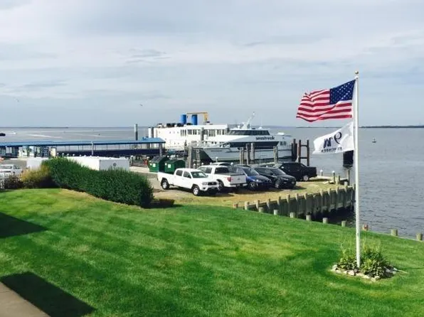 324 Shore Dr, Highlands, NJ