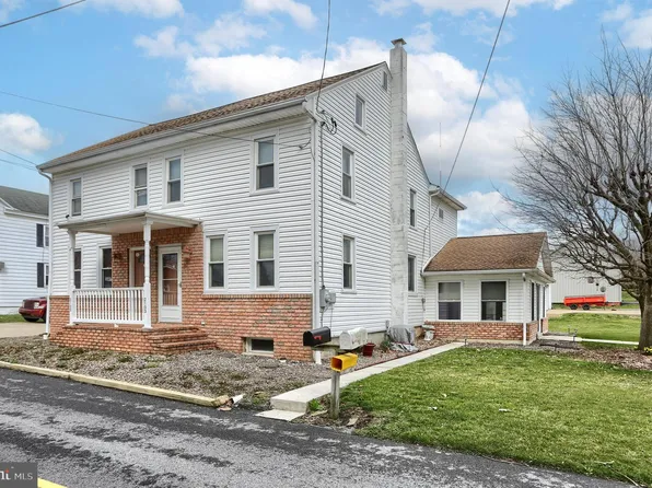 2103 Water St, Lebanon, PA 17046