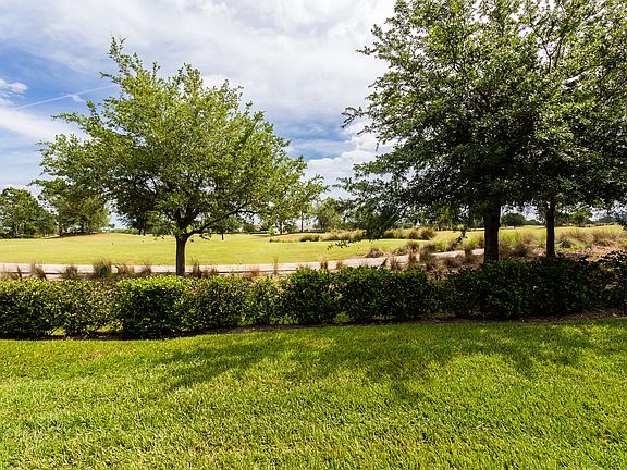 4th image of 10541 Belfry Cir