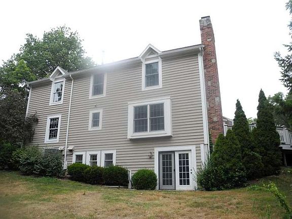 3rd image of 7850 Stonehouse Ct