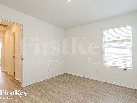 5th image of 10627 Erinita Way