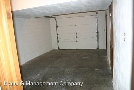 5th image of 1309 Country Side Dr APT A