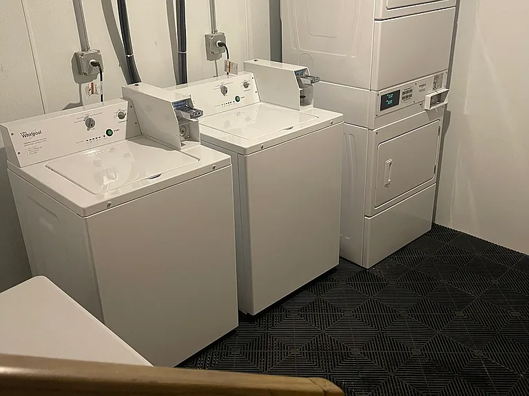 5 Merino St #2W — Photo 8