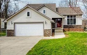 Home for Sale in Des Moines, Iowa $165,000