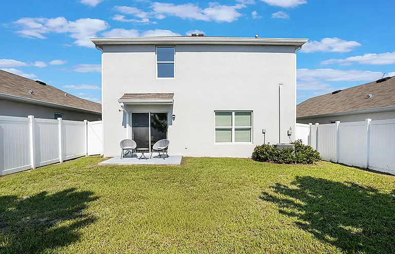 Bayport Place — Photo 19