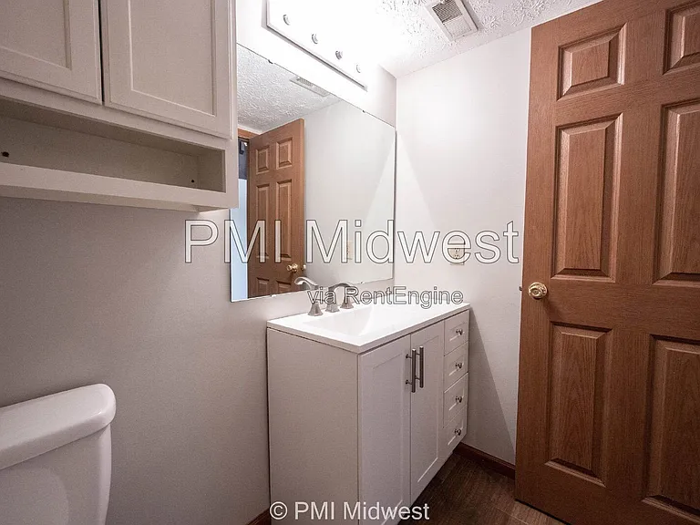 1092 Cobra Dr — Photo 19