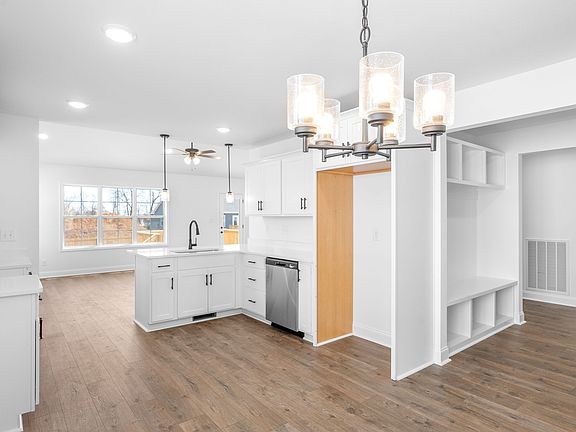 3rd image of 1205 Elizabeth Ln Lot 119