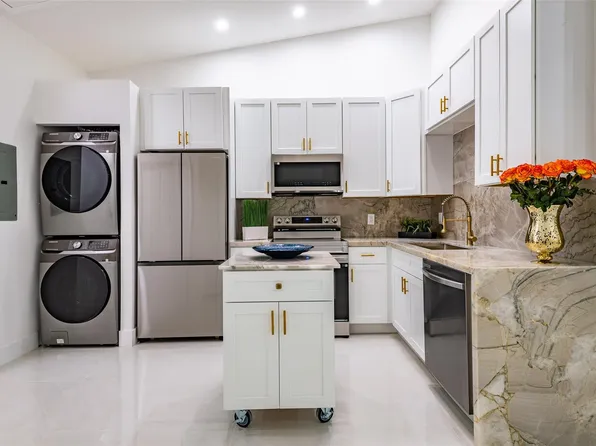 700 NW 47th Street #700, Deerfield Beach, FL 33064