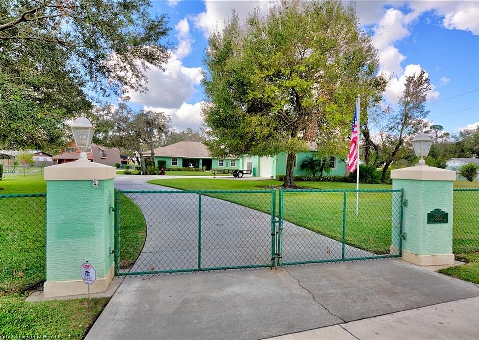 1st image of 1360 Lake Josephine Dr
