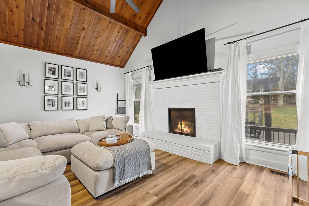 Real estate listing image