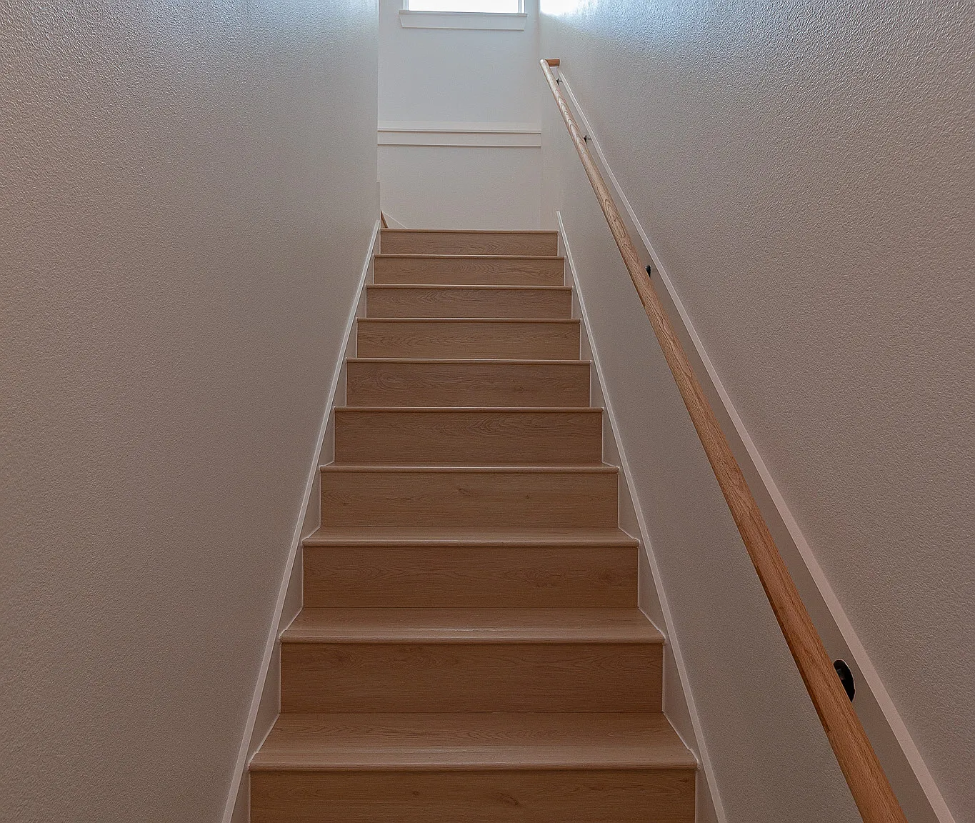 2 bed, 1425 sqft, $2,575 — Photo 4