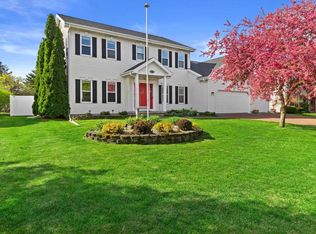 7105 Maple Point Dr, Madison, WI 53719