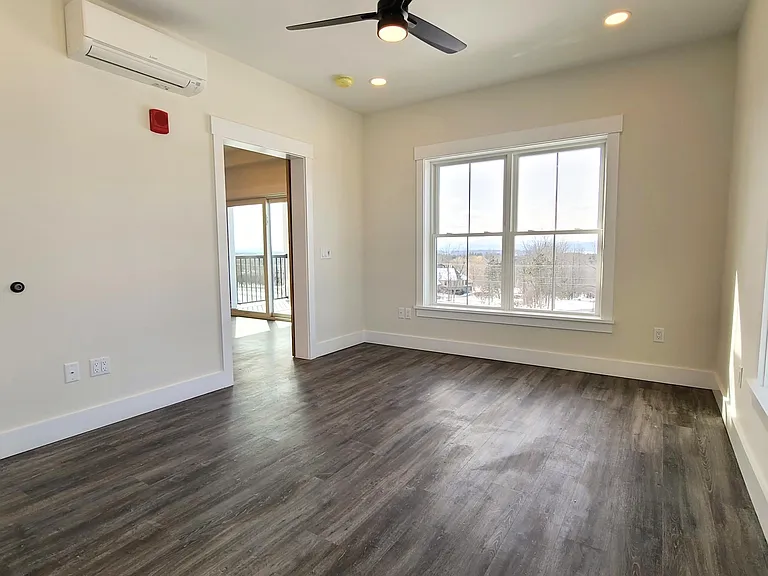 64 Aiken St #304 — Photo 9