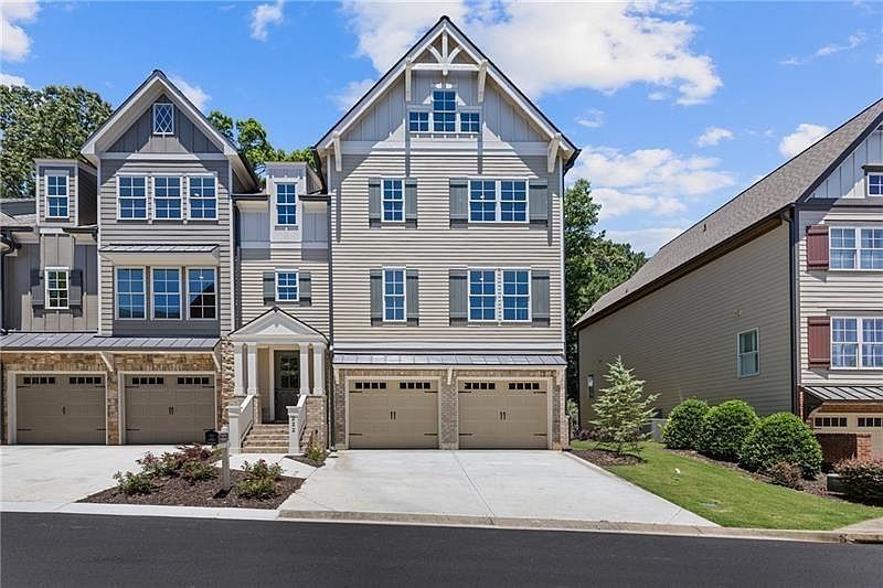 222 Trecastle Sq #21