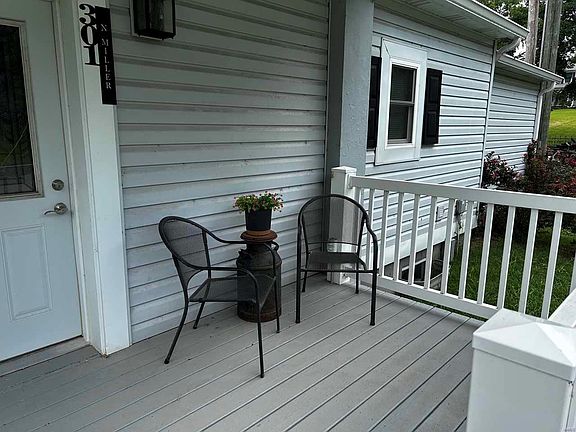 2nd image of 301 N Miller St