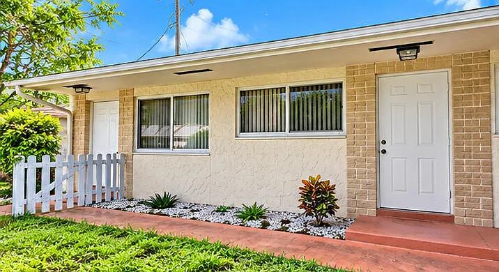 2 bed, 2.0 bath, 1759 sqft, $2,500 — Photo 1