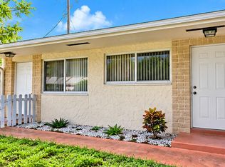 812 NE 2nd St #2, Hallandale, FL 33009