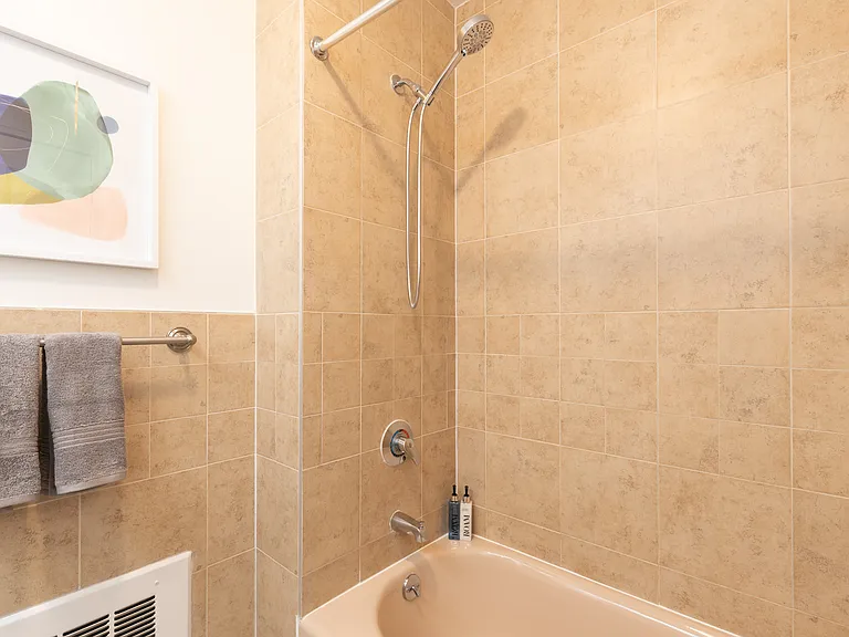 209 W 121st St #3 — Photo 22