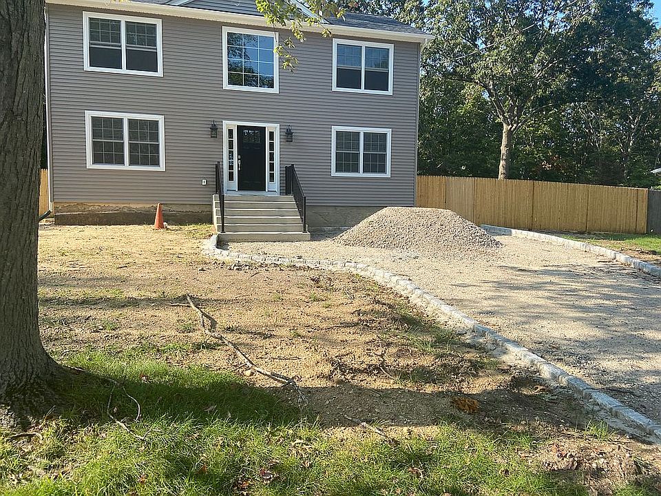 1st image of 1 Cabin Ln