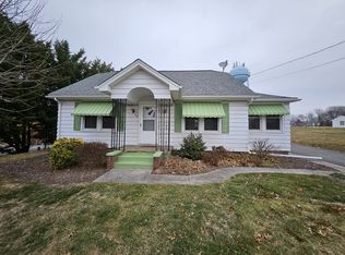 513 E Baltimore St, Taneytown, MD 21787