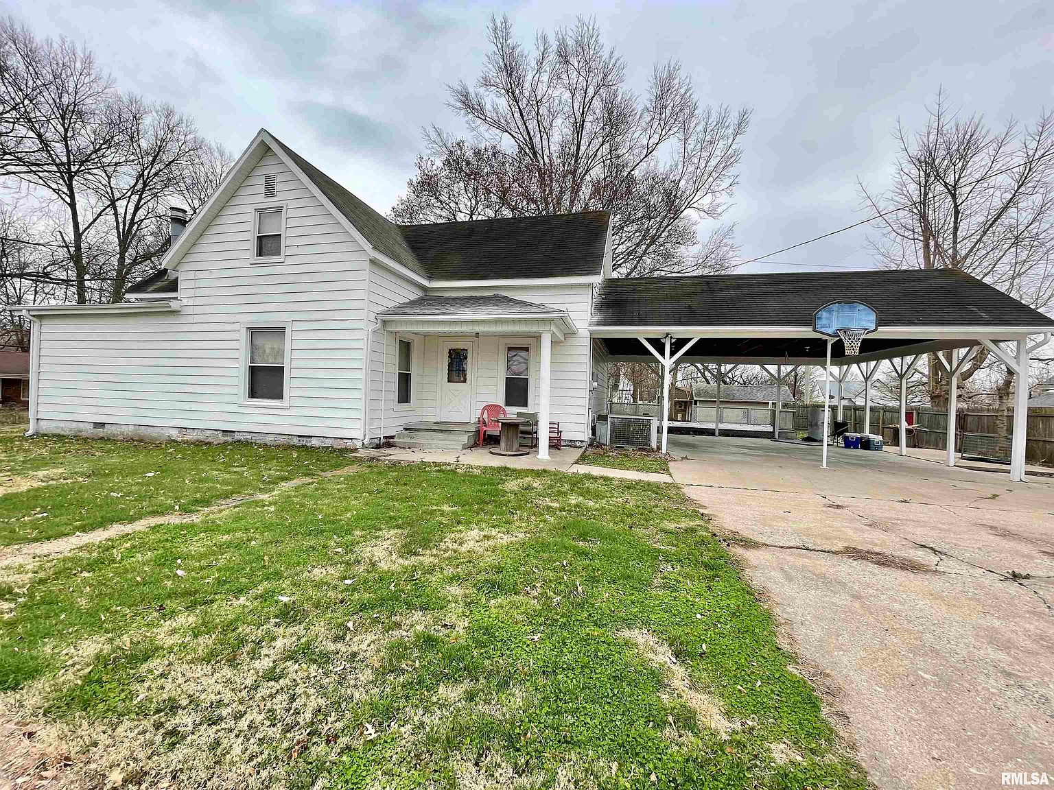2017 4th St, Eldorado, IL 62930 Zillow