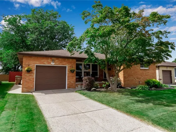 57 Greenway Blvd, Cheektowaga, NY 14225