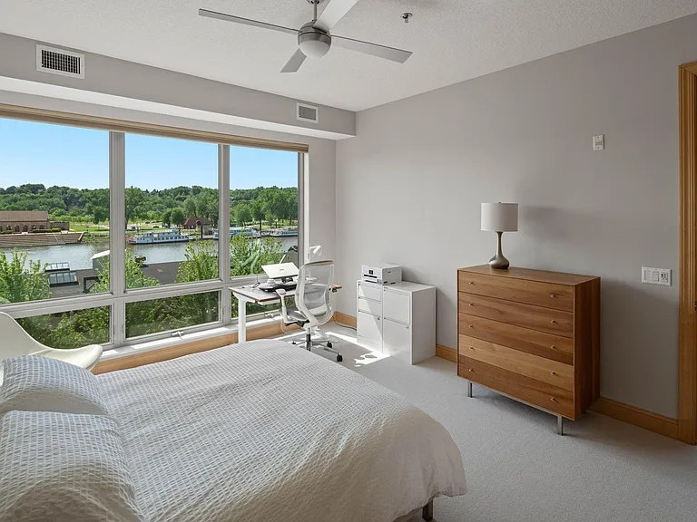 240 Spring St #310 — Photo 15
