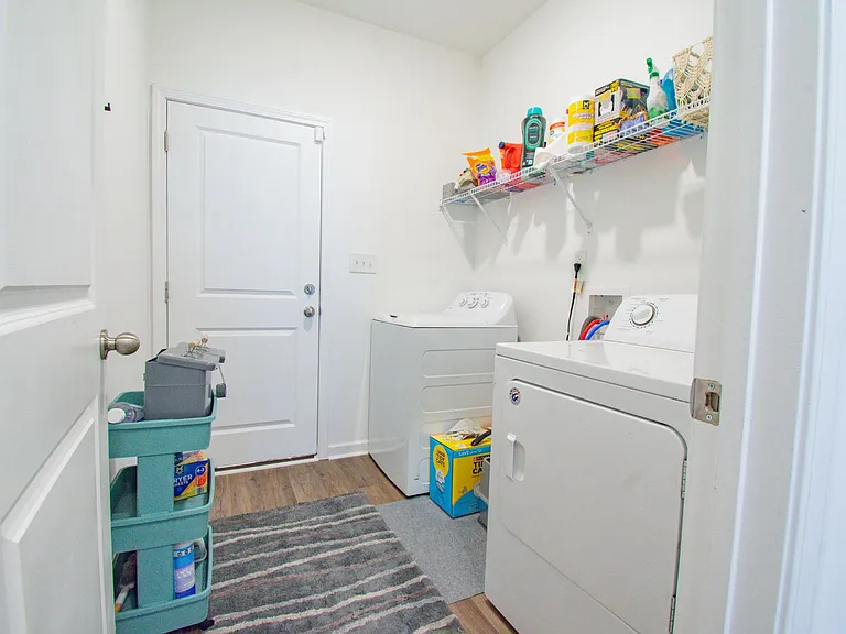 131 Cayden Pl — Photo 9