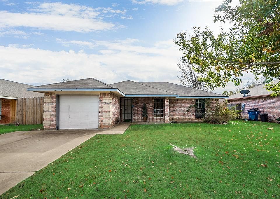 1st image of 514 Mary Jane Ln