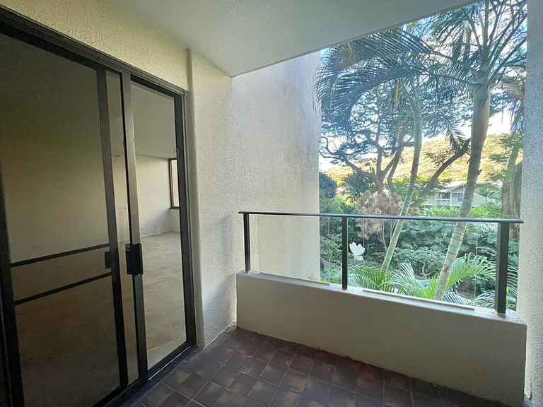 555 Hahaione St #1E-1 — Photo 11