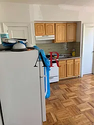 Rented by Lev Mavashev, LREB