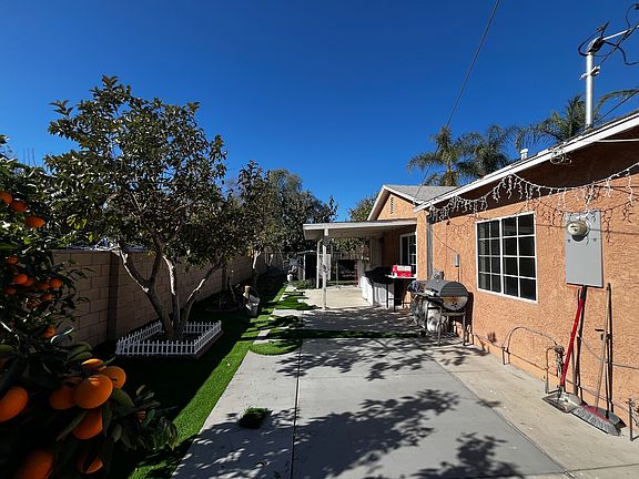 2nd image of 4515-4519 N Merced Ave