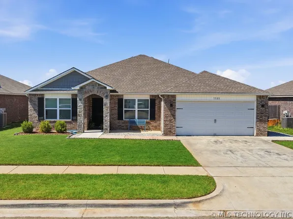 7525 E 160th St S, Bixby, OK 74008