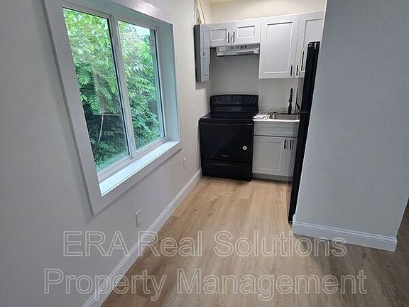 5th image of 409 Ryan Ave #G