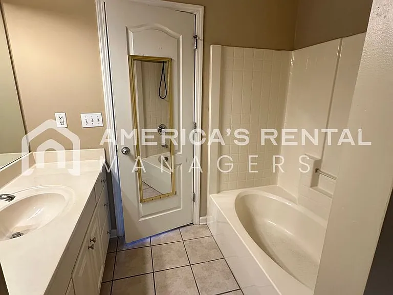 2358 Acton Park Cir — Photo 27