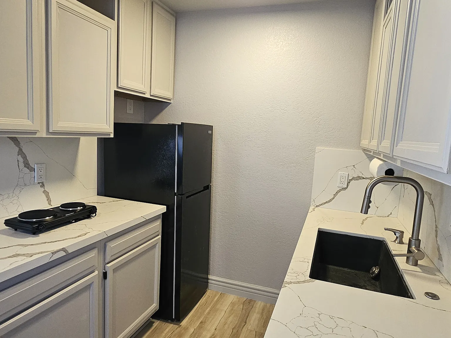 Studio, 500 sqft, $2,300 — Photo 2