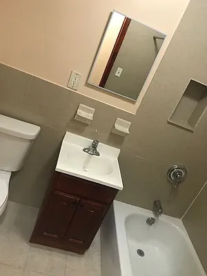 Rented by G2 Realty Group LLC | media 11