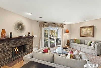 3rd image of 34 Montauk Hwy #4