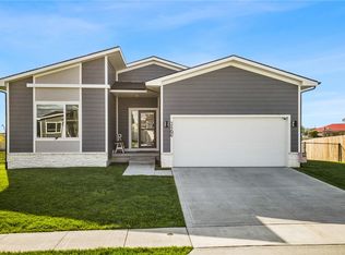 3406 Linden Dr SW, Bondurant, IA 50035